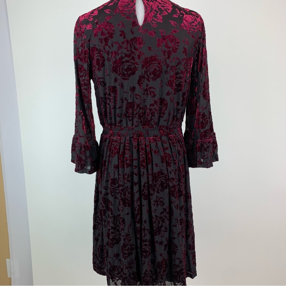 ModCloth Visionary Velvet Burnout Keyhole Dress Medium - Picture 11 of 16